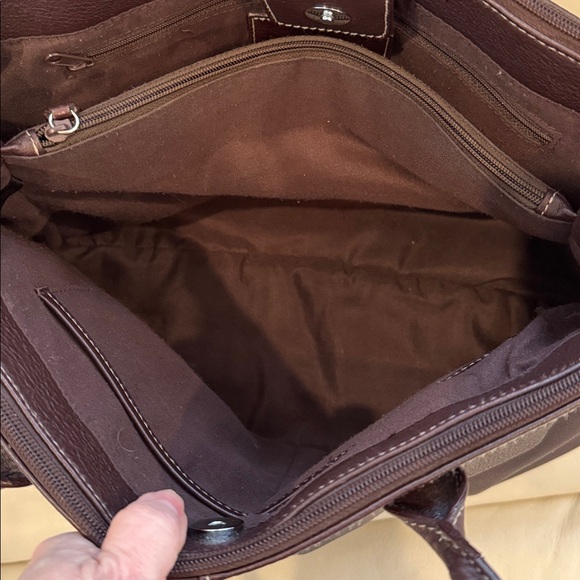 Etienne Aigner rich brown leather tote. Perfect for work. EUC. - Picture 6 of 14